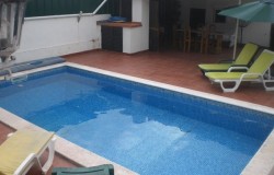 3 bedroom holiday home with swimming pool, center Obidos