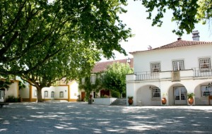 Quinta da Alcaidaria-Mór, Manor house lodging and apartments Ourem