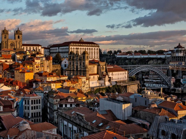 Car tour of Porto