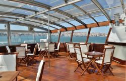 Themed boat cruises of the Tagus river for groups and events, Lisbon