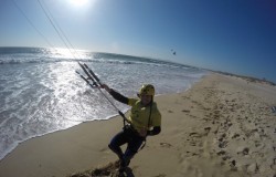 Kitesurfing & SUP surf – Costa da Caparica