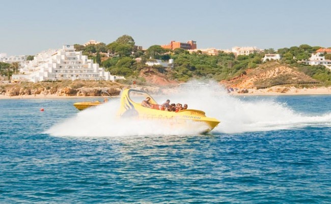 Jet Boat - Barco a Jacto em Albufeira no Algarve na Praia da Oura