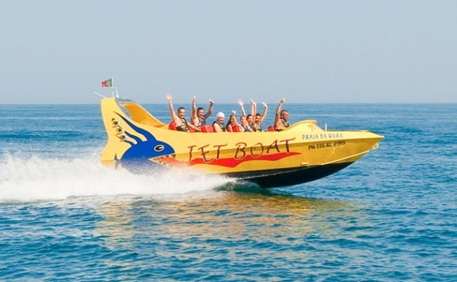 Jet Boat - Barco a Jacto em Albufeira no Algarve na Praia da Oura