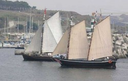 Portuguese traditional sailing adventures for groups, Troia