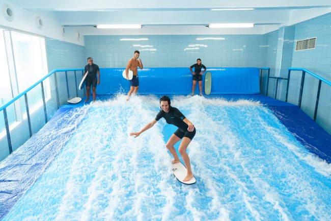 Indoor surfing in the center of Lisbon - team building & group activity